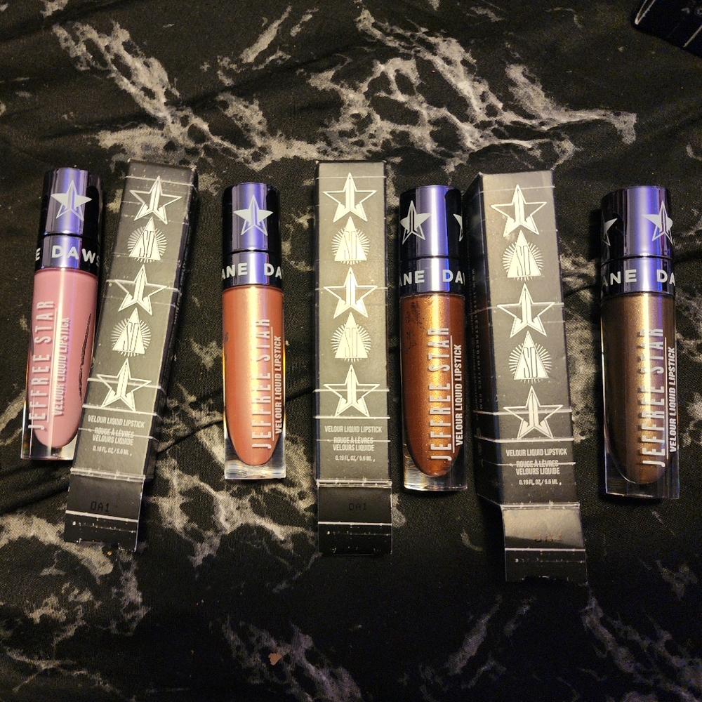 Jeffree Star Velour Lipstick